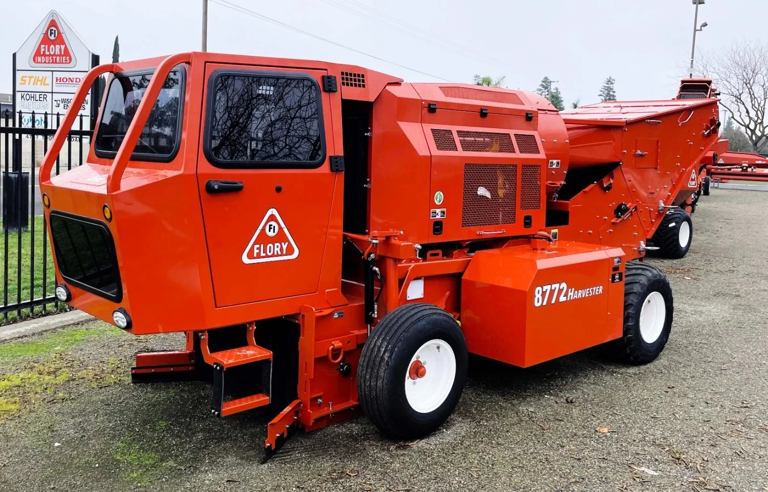 8772 Harvester 2