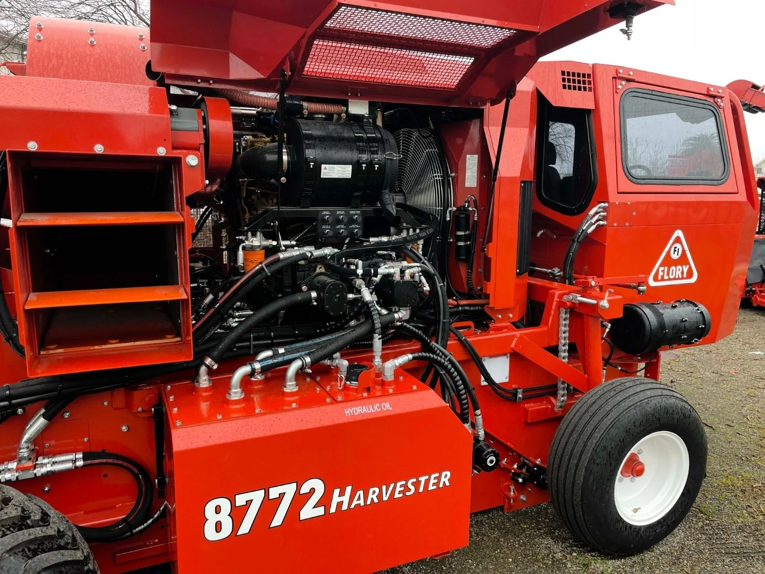 8772 Harvester 5